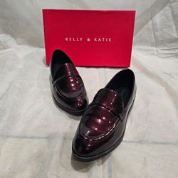 Kelly & Katie burgundy patent penny loafers - size 8