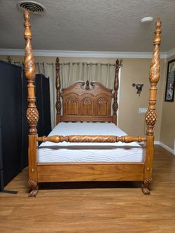 Queen size bed