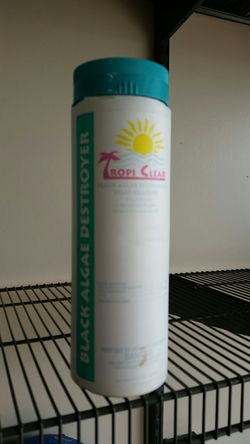 New black algae pool cleaner