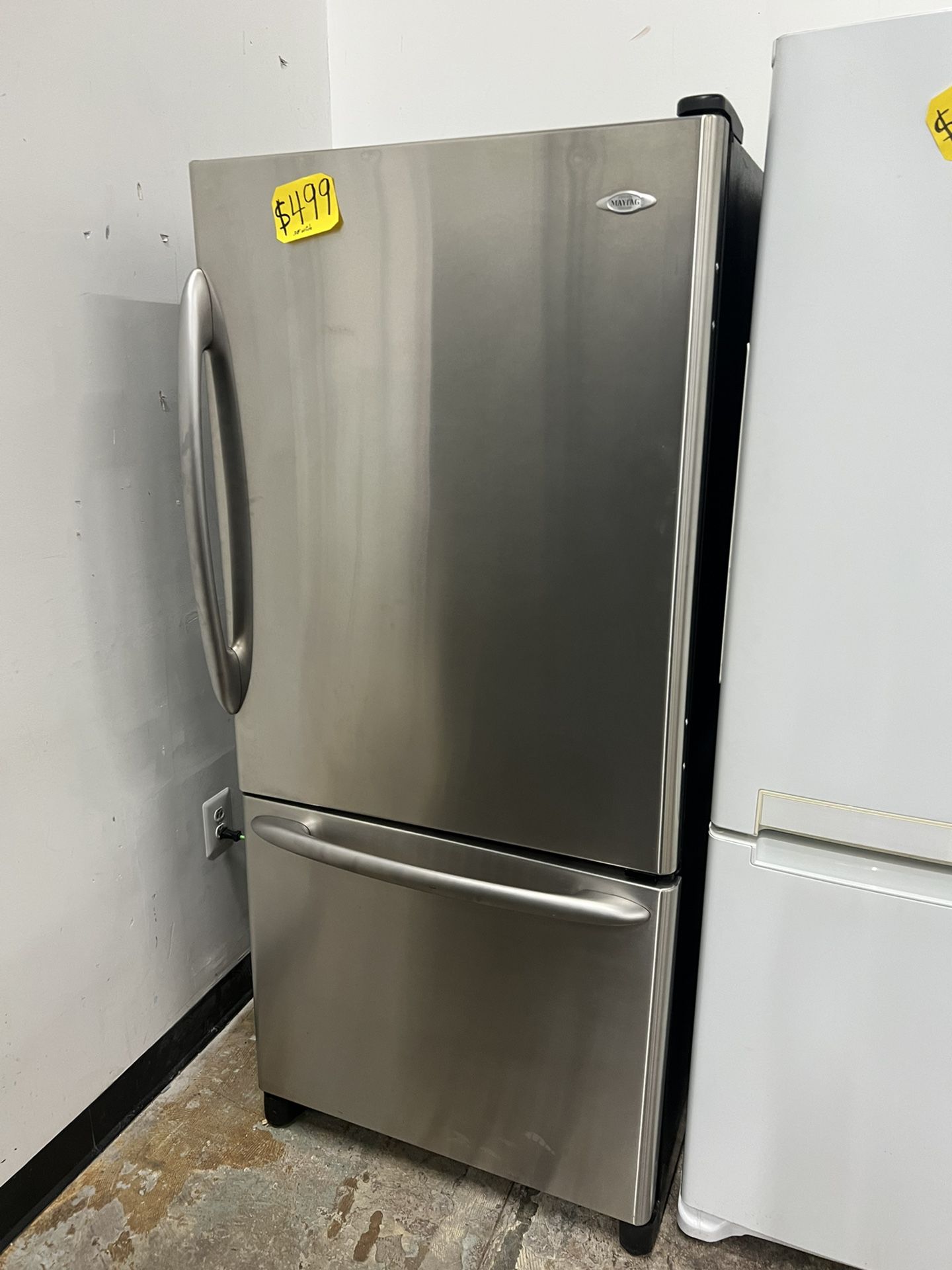 Maytag 30” Wide Bottom Freezer Stainless Steel Refrigerator In Great Condition 
