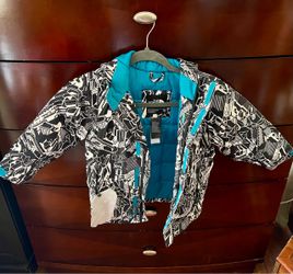The North Face boys geometric puffer jacket size XXS 5T