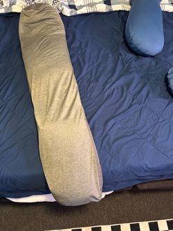 Frida pregnancy body pillow