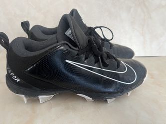 Baseball Cleats Size 5 Youth 