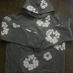 XL denim tear hoodie 
