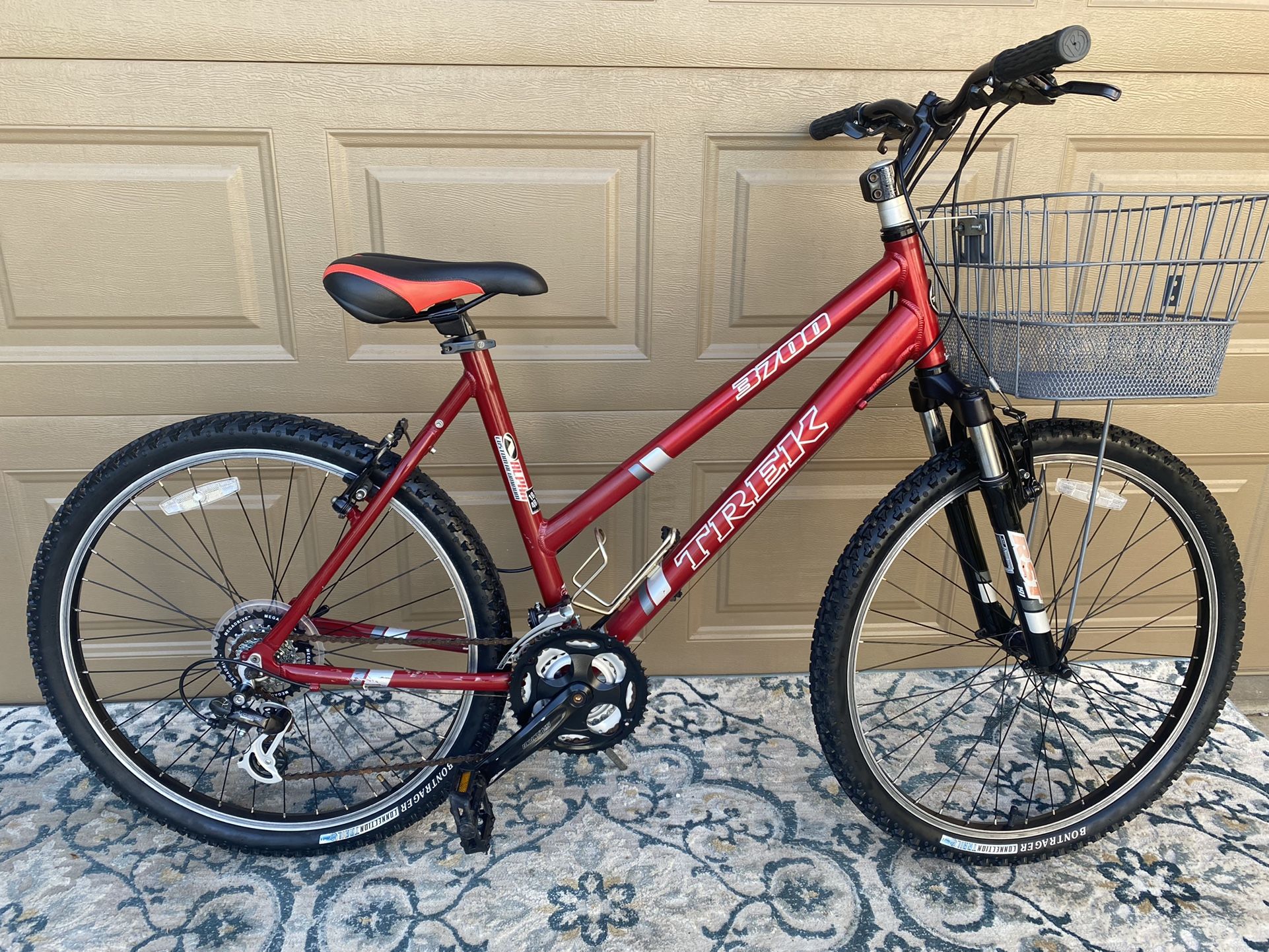 Trek 3700 Alpha Custom Aluminum Trek 3700 Alpha Custom Aluminum