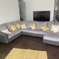 Ashley furniture 3 Piece Sectional 