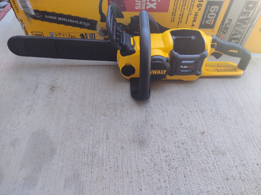 Ee-94 DeWalt 60v FlexVolt Brushless 16" Chainsaw (Tool Only)