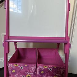 Minnie Mouse Activity Easel - Like New! 