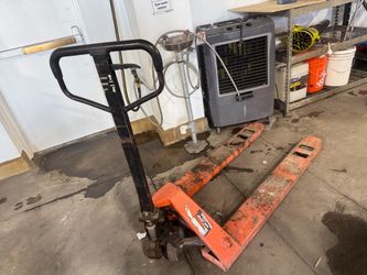 Manual Pallet Jack