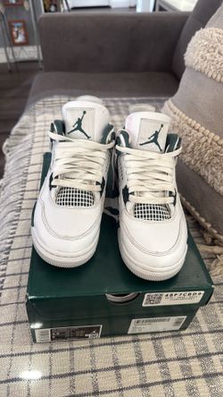 AIR JORDAN 4 RETRO
