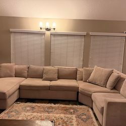 U shaped sectional sofa