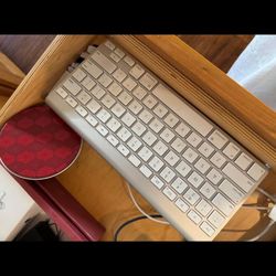 Apple Wireless Keyboard 
