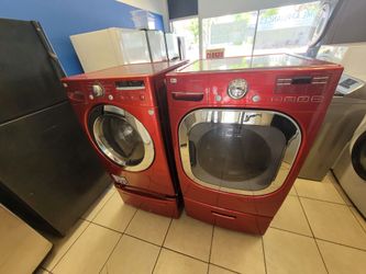 LG Washer and Gas Dryer Set