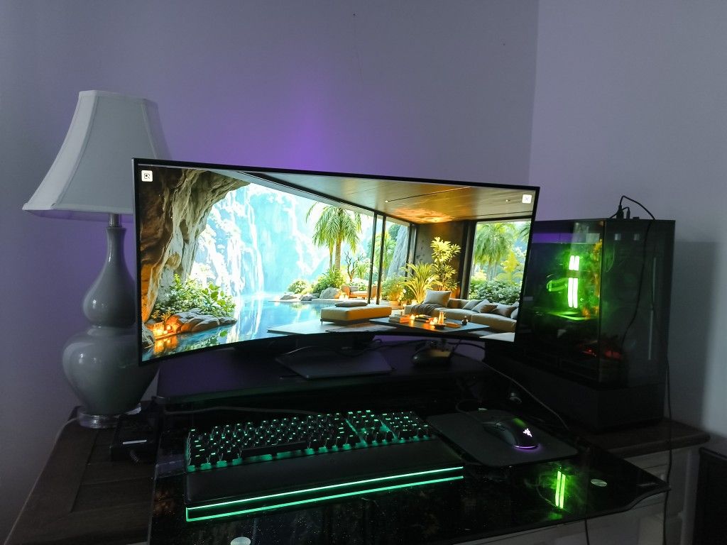 5070 ASUS BUILD WITH RAZER M/K And 39" LG Ultra Gear 4k 800r