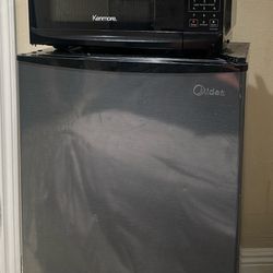 Mini Fridge and Microwave