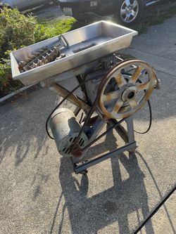 Meat grinder