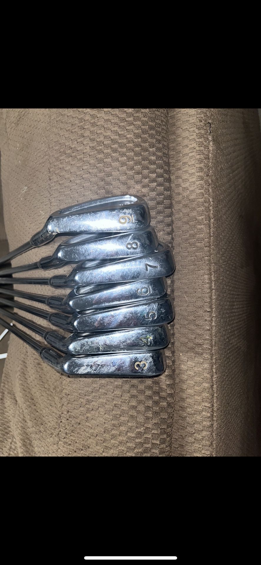 Walter Hagen Golf Clubs. 3 iron - 9 iron Used one time