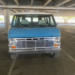 1969 Ford E200 Wide Body