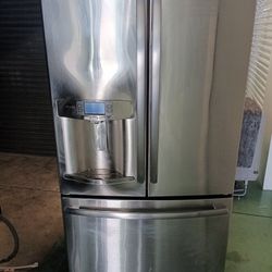 G.E Stainless Steel Refrigerator 