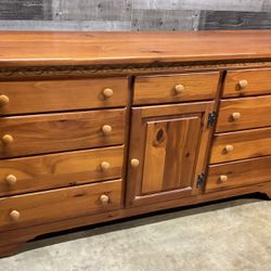 Impressive (12) Drawer Kincaid Maplewood Dresser
