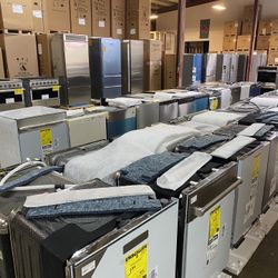 Grand Opening! New Everett Location. National Appliance Liquidators-open to the public