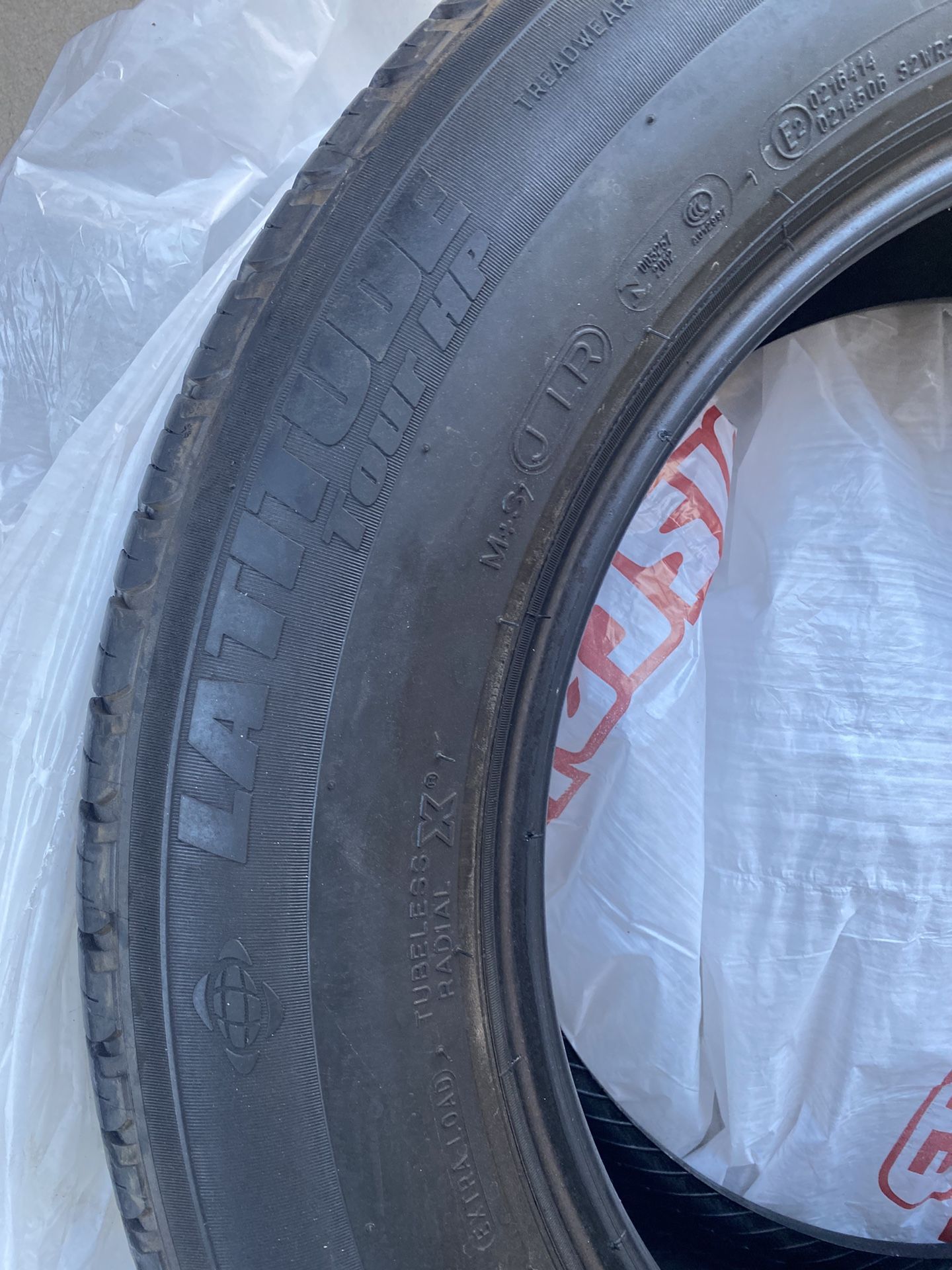 Michelin Latitude 235/60/r18 Used Tire Approx 40% From 18in Rim