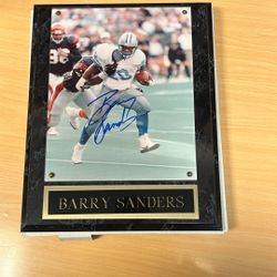 Barry Sanders Signed Plaque With COA