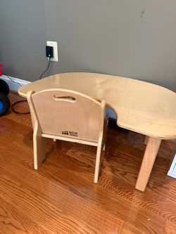 Montessori Kids Wooden Desk - fully assembled!