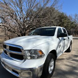 2023 RAM 1500 CLASSIC