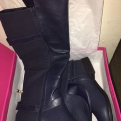 Women’s SIZE 12  Wide Calf Navy Blue Fall/Winter Boots