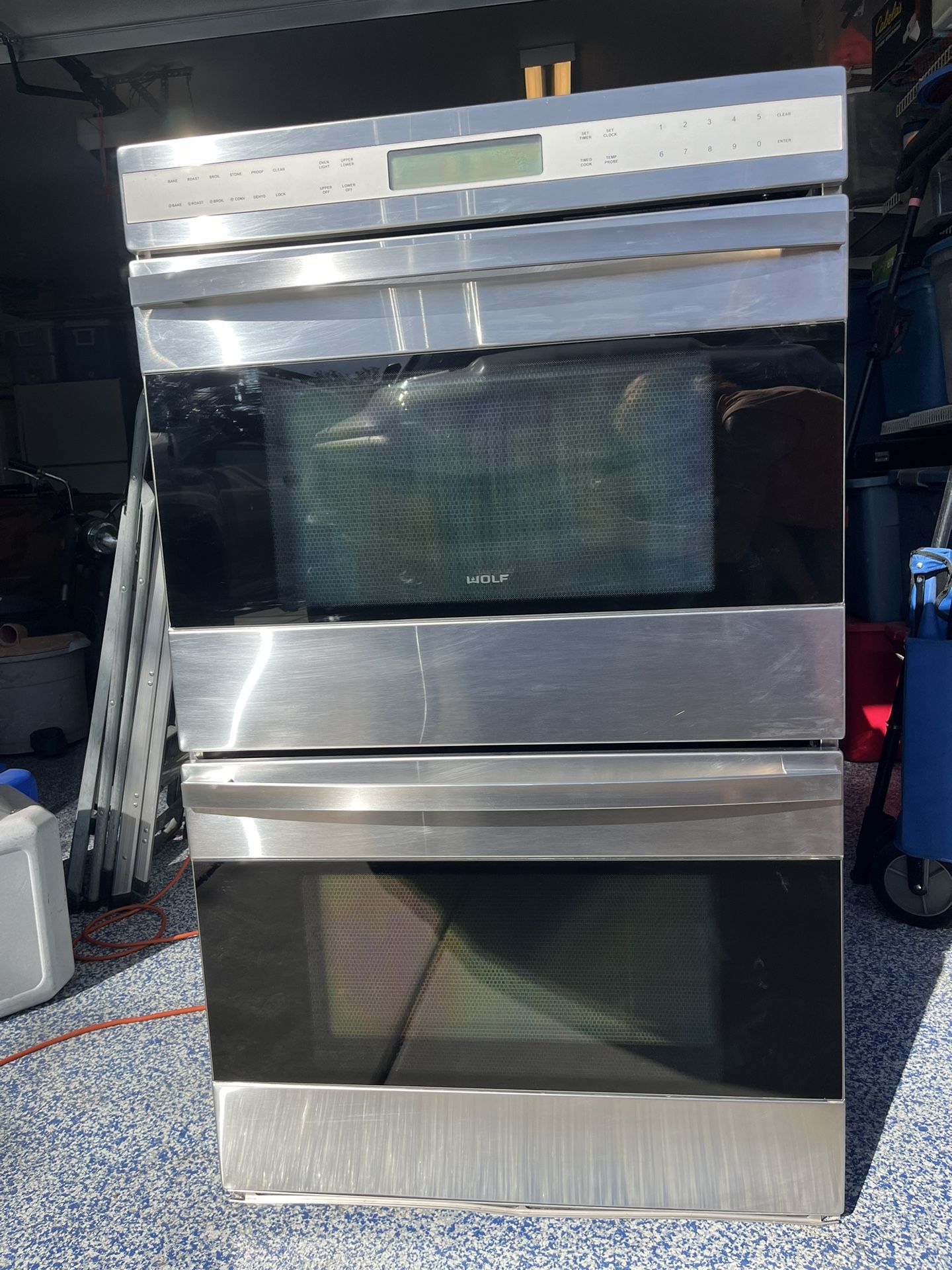 Wolf E Series - DO302US Double Wall Oven Self-Cleaning 30”