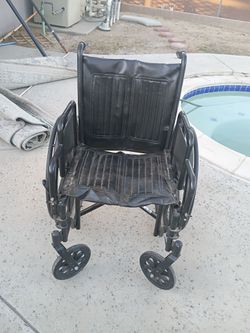 Wheelchair no footrest
