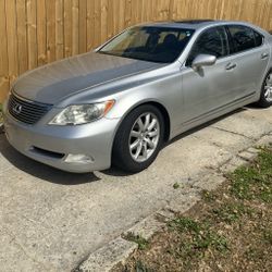 2007 Lexus LS 460