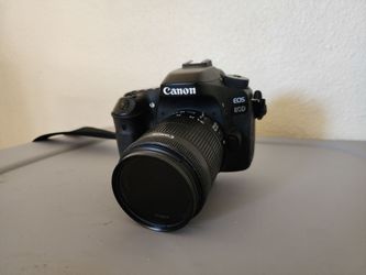 Canon 80D with kit lens