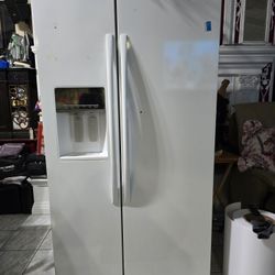 Whirlpool Refrigerator + Freezer