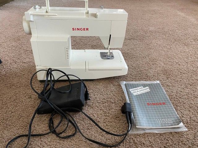 Singer Sowing Machine, Pedal Included