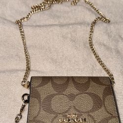 COACH crossbody Card Wallet With Chain Strap