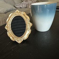 Ring Holder