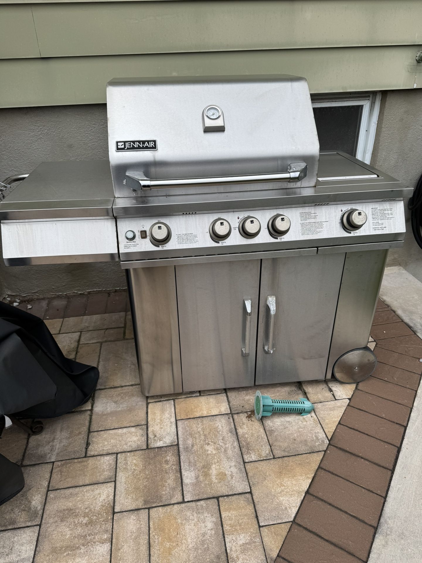 Jenn Air Outdoor Grill