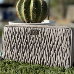 Coach Madison Accordion Zip Wallet 