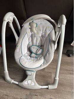 Baby swing