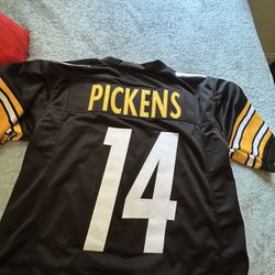 George Pickens NFL Jersey Never Worn. 