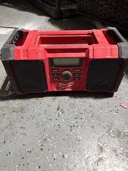 Milwaukee Job Site Radio