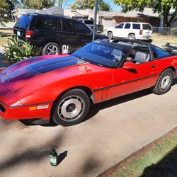 1985 Corvette 