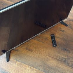 43” LG LED TV 