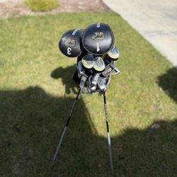 Complete Set Of Left Handed Golf Clubs