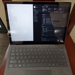 2021 Microsoft Surface Laptop 4  (AMD Ryzen 5 4680U, 8GB, 256GB)