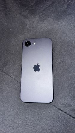 iPhone 16 E
