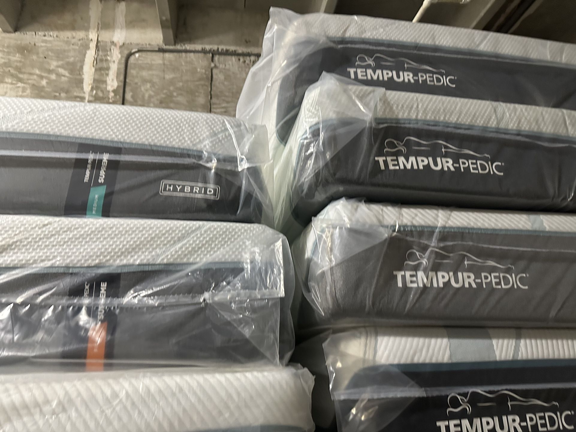 King Queen Size Tempurpedic ProAdapt, ProBreeze, LuxeBreeze Mattress Pro Breeze /Luxe Adapt /Pro Adapt /Adapt /cloud /Tempur pedic contour Supreme