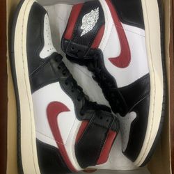 Jordan 1 High Gym red size 11